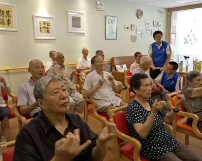 �o��Ů��������ô�M�B(y��ng)��Ժ