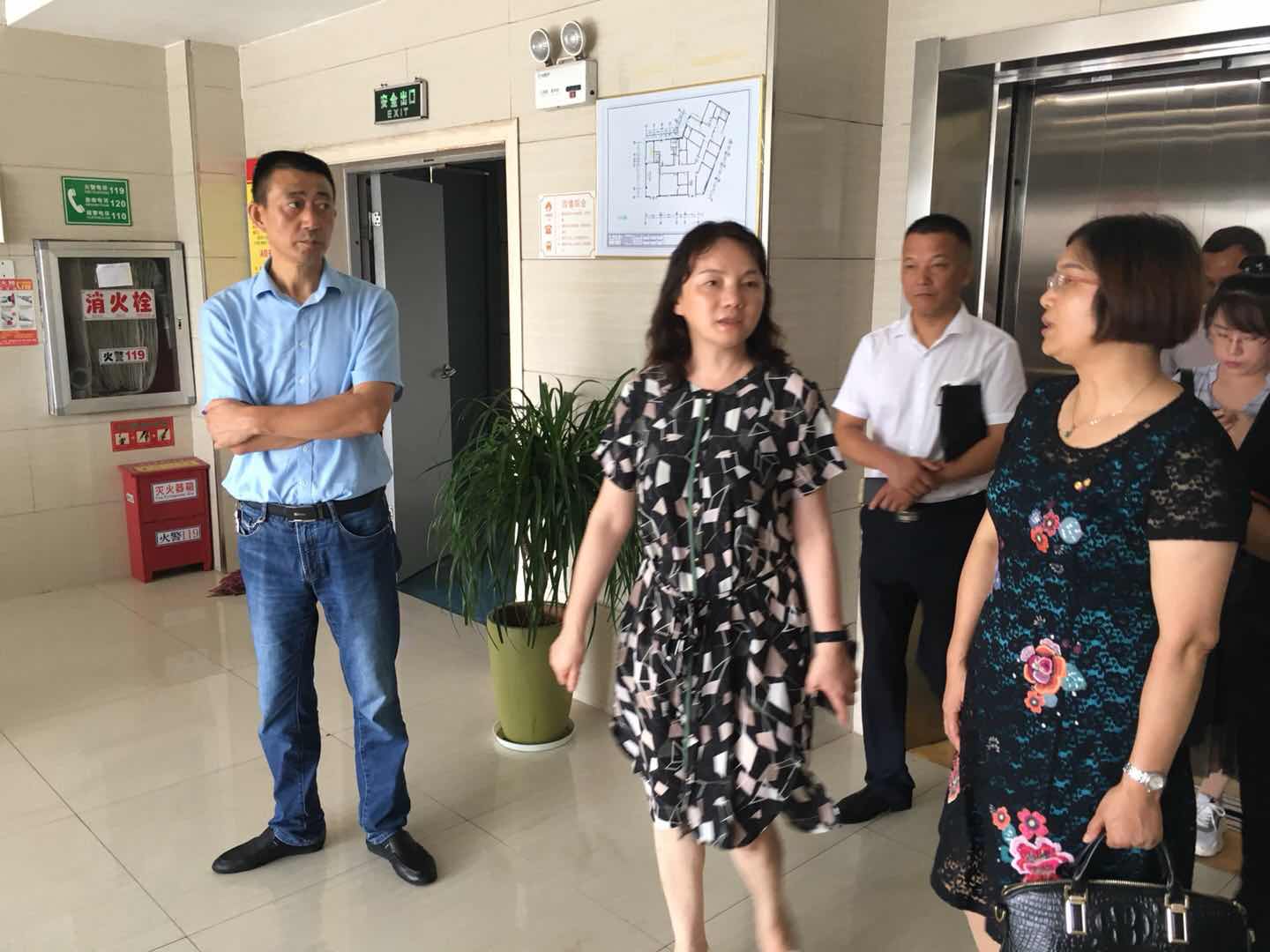 �h���������L(zh��ng)���h�l(w��i)Ӌ(j��)ί���Δyͬ�(zh��n)�l(w��i)��ԺԺ�L(zh��ng)�{(di��o)��ʏ�����_(d��)�o(h��)��Ժ