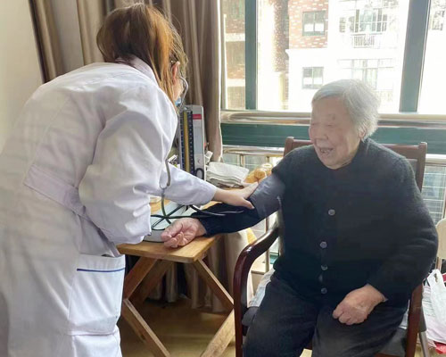 真實的養(yǎng)老院生活是怎么樣的